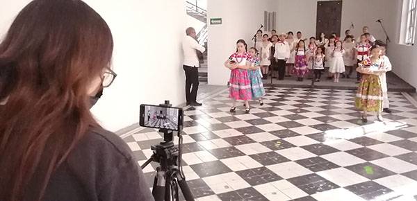 Chiquiquetzin, los artistas Garza más peques 3