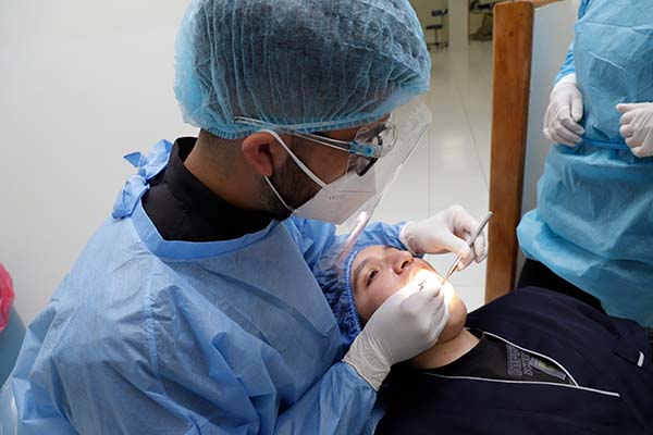 Agentes probióticos, prebióticos y antimicrobianos para el manejo de la caries dental 2