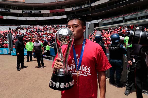 “Gallo”: jugar, estudiar y nunca rendirse 3